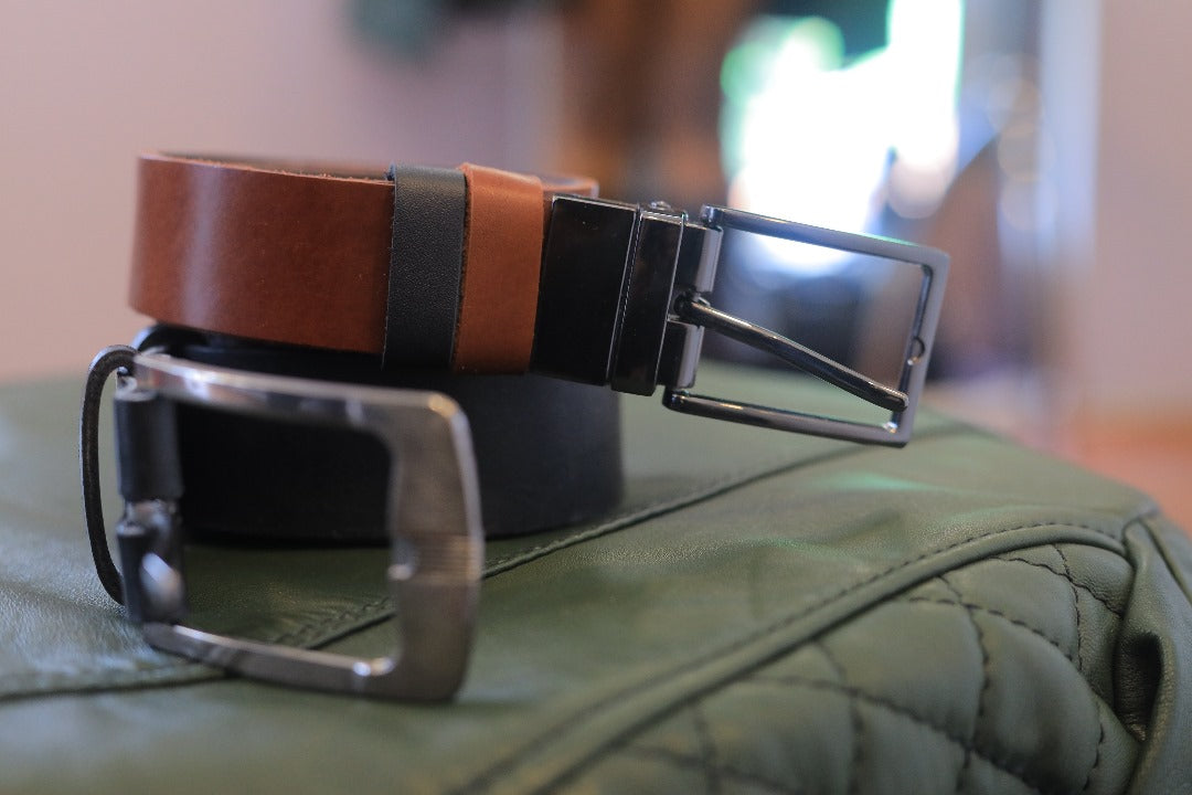 Dual-Tone Leather Belt – Stylish, Durable & Adjustable for Men